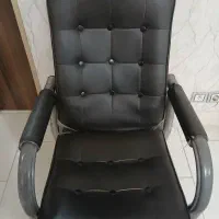 فروش یک عدد صندلی