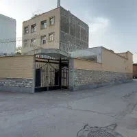 معاوضه ویلایی/ ۳۰۰ متری/ ارتفاع دار / باغ دریاچه|فروش زمین و ملک کلنگی|اصفهان, باغ دریاچه|دیوار