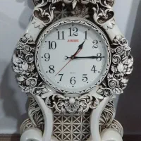 ساعت دیواری