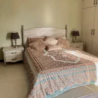 فروش تخت و میز تخت ، میز آرایش