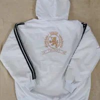 کاپشن|لباس|کاشان, باغچه فیض|دیوار