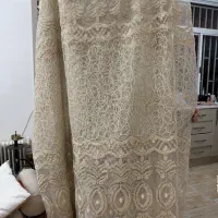 دو عدد پرده دانتل کار شده نو با یک عدد پرده زبرا