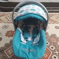 تخت و لوازم نوزاد