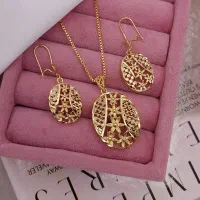 گوشواره و گردنی طرح طلا بدل|بدلیجات|همدان, |دیوار