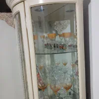 بوفه کرم رنگ نیم دایره سالم|بوفه، ویترین، کنسول|بسطام, |دیوار