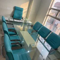 میز مدیریت و کنفرانس در حد نو