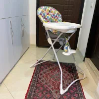 صندلی غذای نوزاد