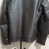 کاپشن|لباس|شادگان, |دیوار