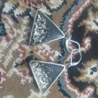گوشواره رزین