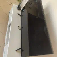 تلوزیون ۴۹ اینچ هایسنس کاملا سالم