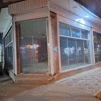 مغازه-90-متری-با-برق-سه-فاز-و-گاز-و-زیر-زمین