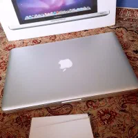 مک بوک پرو i7 رم 12 کاملا سالم در حد نو