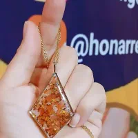 گردنبند دو طرفه متن و سنگ