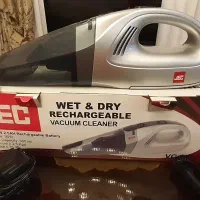 جارو شارژی با کارتن و لوازم جانبیش