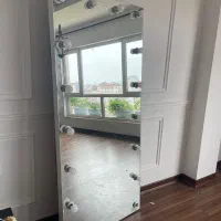 آینه چراغدار(لامپ دار)