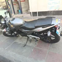 پالس ۲۰۰ یوجی فور (پولسار۲۰۰)|موتورسیکلت|تهران, شهرک استقلال|دیوار