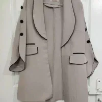 تعدادی لباس در حد نو نو|لباس|شاهینشهر, شهرک گلدیس|دیوار