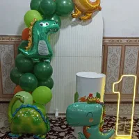 تم تولد دایناسور
