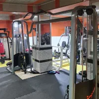 باشگاه بدنسازی جاروکش