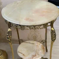 میز برنز گرد