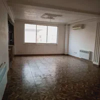 فروش آپارتمان ۱۰۷ متری ۲ خوابه طبقه ۲ در گلستان۱۷