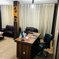 اجاره اپارتمان تجاری قاآنی بر اصلی|اجارهٔ دفتر کار، اتاق اداری، مطب|شیراز, سیاه سنگ|دیوار