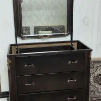 دراور آینه فلزی و تخت فلزی|تخت و سرویس خواب|قم, هنرستان|دیوار