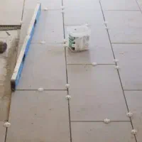 کاشی کاری و بنایی