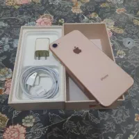 آیفون 8 بسیار تمیز و در حد