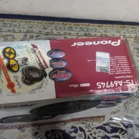 یک جفت بلندگو خربوزه‌ای