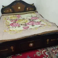 تخت خواب دو نفره