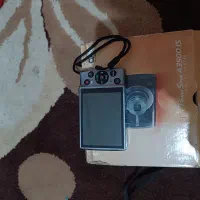 دوربین canon اصل با کارتون