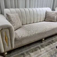 مبل ومیز ناهارخوری