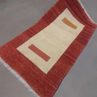 فرش دستباف گبه ۲ متری شیراز دونه ای ۱۵ ملیون تومن