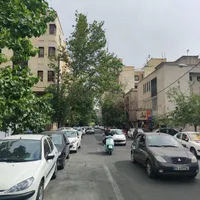 مغازه ۹۴ متر بر بلوار میرداماد