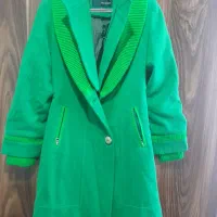 پالتو|لباس|گرگان, |دیوار