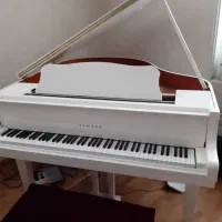 پیانو آکوستیک رویال یاماها|پیانو، کیبورد، آکاردئون|تهران, بلوار کشاورز|دیوار