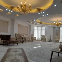 نصاب کاغذ دیواری و نقاشی ساختمان