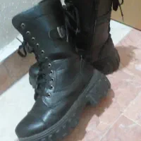 پوتین دخترانه سایز ۳۷و۳۸|کفش و لباس بچه|بندر انزلی, پردیس|دیوار