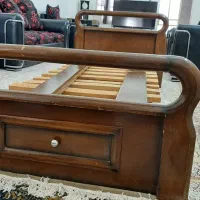 تخت یک نفره