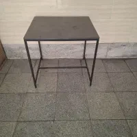 میز تحریر و کامپیوتر