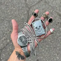 گردنبند و بدلیجات گالری آف