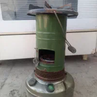 چراغ نفتی( قدیمی ) درحد نو هستش اصلا کار نکرده