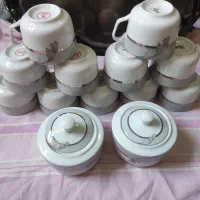 استکان خارجی وفنجان وقندون زرین|ظروف سرو و پذیرایی|اندیشه, شهرک کوثر|دیوار