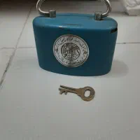 قلک فلزی قدیمی بانک ملی با کلید