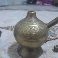 یک عدد قلیان قدیمی داریم