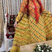 گالری آیسان خانم جمشیدی پارک شهر داخل کوچه