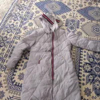 پافر طوسی بلند وتعدادی بارونی مانتو رویی|لباس|اصفهان, جلفا|دیوار