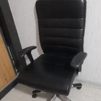 صندلی چرخ دار اداری