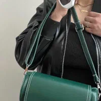 کیف استوانه ای|کیف، کفش، کمربند|کاشمر, |دیوار